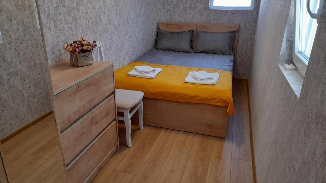 Yellow Apartment Tiflis Dış mekan fotoğraf