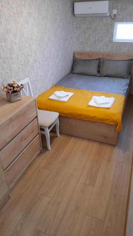 Yellow Apartment Tiflis Dış mekan fotoğraf