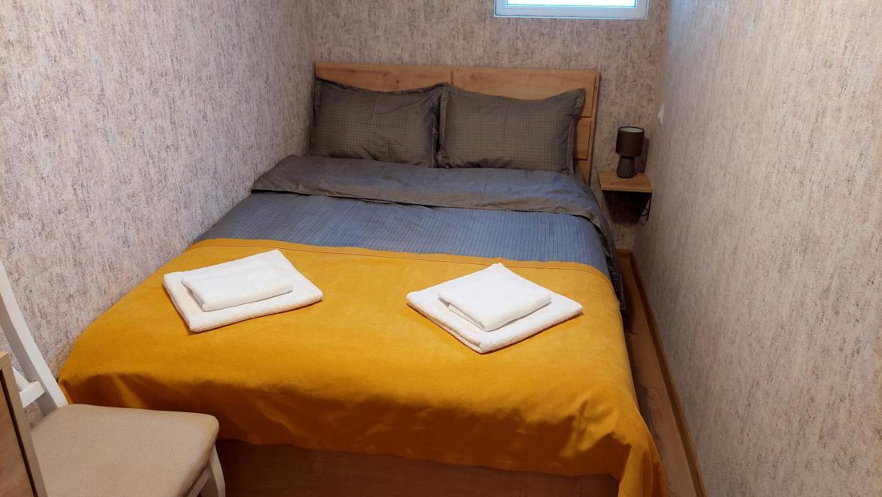 Yellow Apartment Tiflis Dış mekan fotoğraf